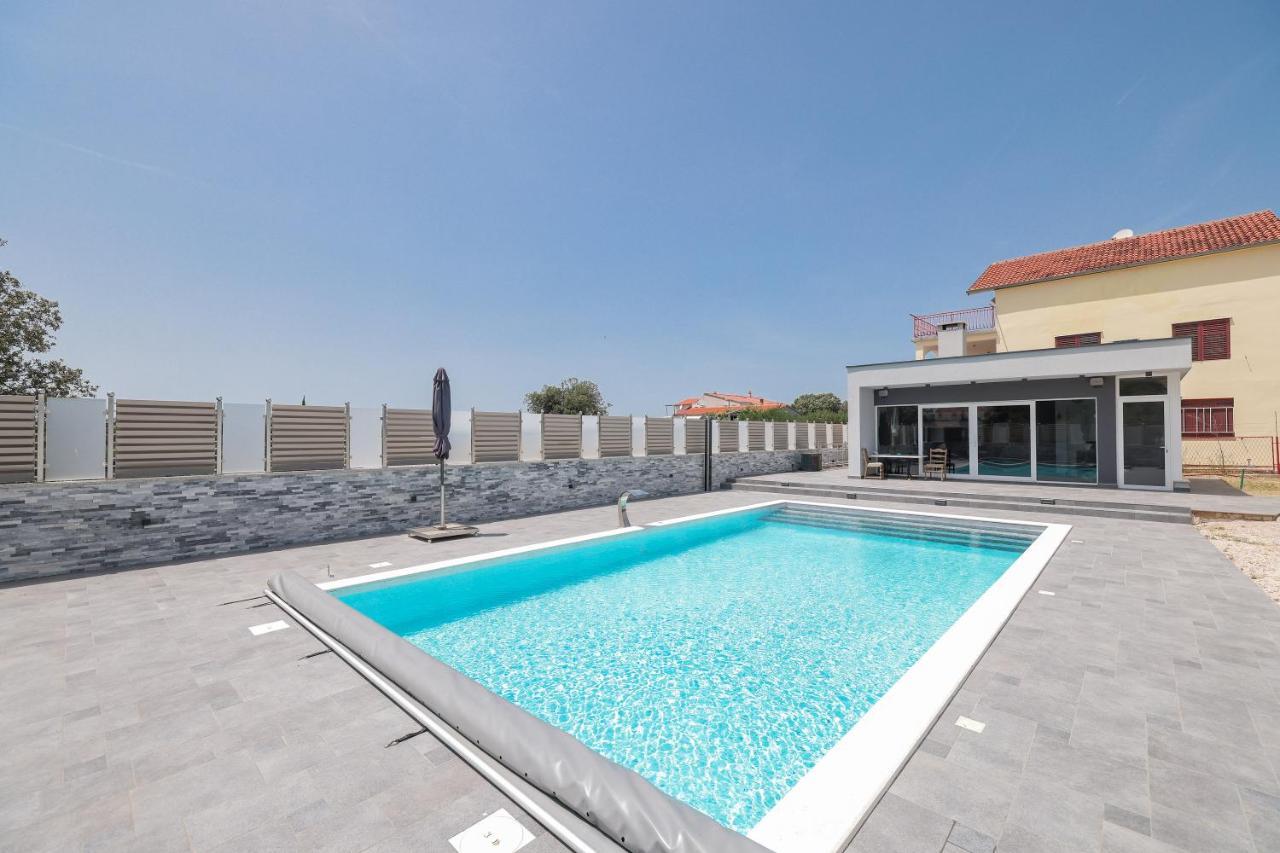 Apartments Nicola With Private Pool Bibinje Esterno foto
