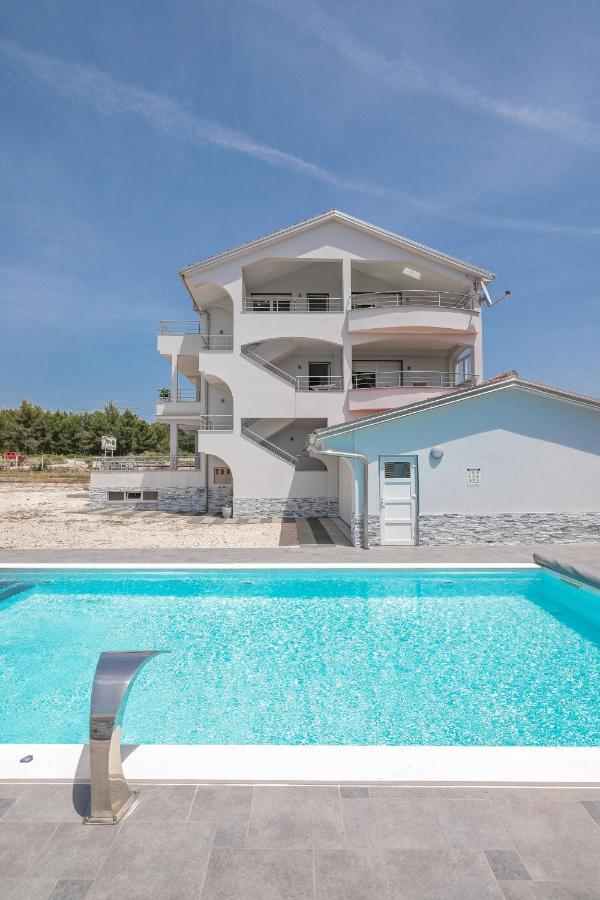 Apartments Nicola With Private Pool Bibinje Esterno foto